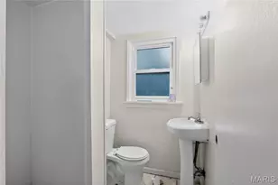 416 Ballman Ave, Saint Louis, MO 63135 - Photo 22