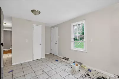 416 Ballman Avenue, Saint Louis, MO 63135 - Photo 8
