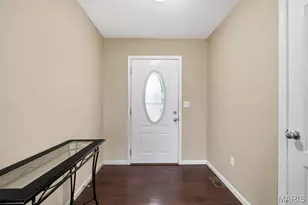 117 Hickory Trails Dr, Wright City, MO 63390 - Photo 2