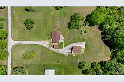19316 Durango Drive, Warrenton, MO 63383 - Photo 2