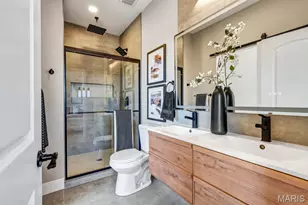 1000 Barton St, Saint Louis, MO 63104 - Photo 30