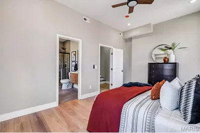 1000 Barton Street, Saint Louis, MO 63104 - Photo 28