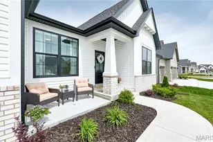 2007 Butte Trl Ct, Cottleville, MO 63304 - Photo 2