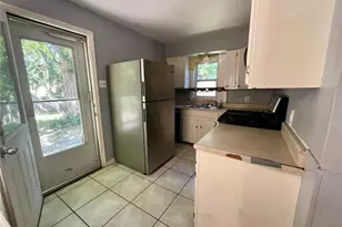 233 Buddie Ave, Saint Louis, MO 63135 - Photo 6