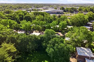 2350 Charlemagne Dr, Maryland Heights, MO 63043 - Photo 28