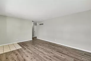 220 Francisca Dr, Florissant, MO 63031 - Photo 4