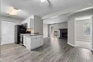 2403 Sandalwood Creek Ct, Wildwood, MO 63038 - Photo 6