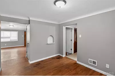 1001 Olympia Drive, Saint Louis, MO 63135 - Photo 8