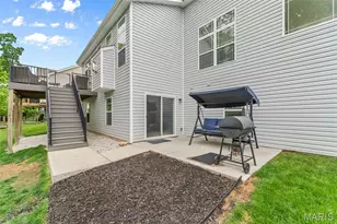 1010 Timber Bluff Dr, Wentzville, MO 63385 - Photo 36