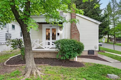 7574 Ellis Avenue, Maplewood, MO 63143 - Photo 1