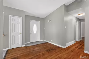 1190 Cheyenne Dr, Saint Louis, MO 63033 - Photo 10