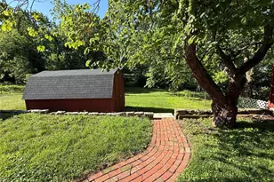 9930 Carlyle Ave, Overland, MO 63114 - Photo 48