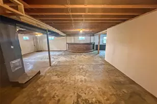 1449 Friar Tuck Ln, Saint Louis, MO 63125 - Photo 16