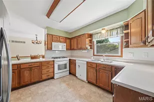 458 Fox Den Ln, Wentzville, MO 63385 - Photo 10