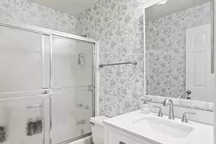 810 Sugar Valley Ct, Saint Peters, MO 63376 - Photo 16