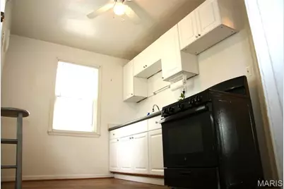 7716 Brocton Court, Saint Louis, MO 63121 - Photo 6