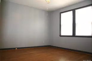 7716 Brocton Ct, Saint Louis, MO 63121 - Photo 8