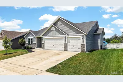 209 W Pine Creek Court, Wentzville, MO 63385 - Photo 56