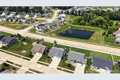 209 W Pine Creek Court, Wentzville, MO 63385 - Photo 60