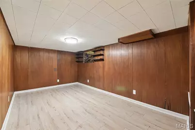 1150 Charbonnier Road, Florissant, MO 63031 - Photo 18