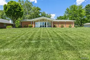 32 Normandy Dr, Lake Saint Louis, MO 63367 - Photo 1
