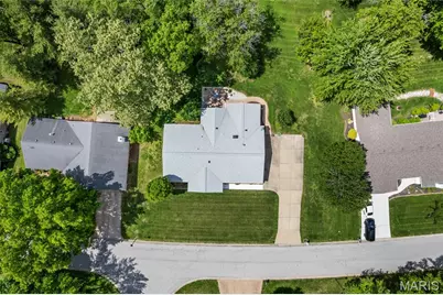 32 Normandy Drive, Lake Saint Louis, MO 63367 - Photo 30