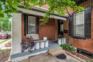 1216 N 5th St, Saint Charles, MO 63301 - Photo 4