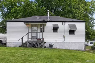 1941 Farrell Dr, Saint Louis, MO 63133 - Photo 6