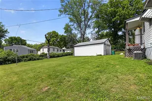 1941 Farrell Dr, Saint Louis, MO 63133 - Photo 14