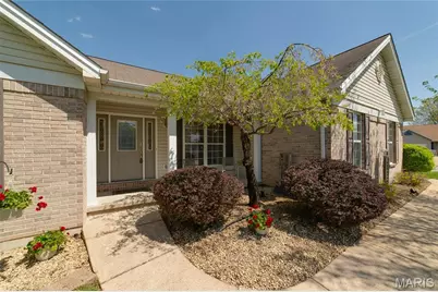 1354 Presidents Landing Drive, O'Fallon, MO 63366 - Photo 2