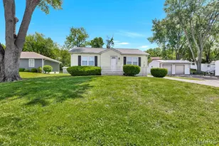 3516 Elm Point Rd, Saint Charles, MO 63301 - Photo 2