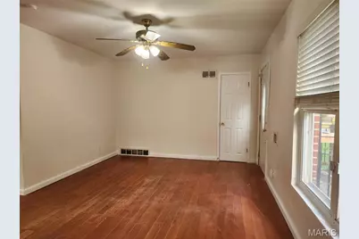 8137 Vardaman Drive, University City, MO 63130 - Photo 4