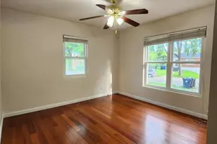 8137 Vardaman Dr, University City, MO 63130 - Photo 10