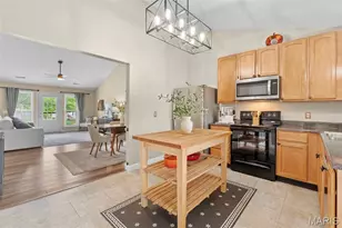 309 Hawks View Dr, O'Fallon, MO 63368 - Photo 12