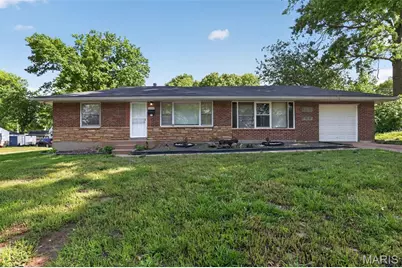 1233 Bosworth Drive, Saint Louis, MO 63137 - Photo 1