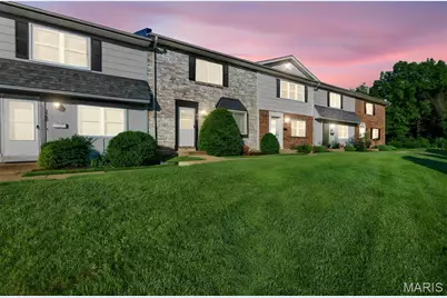 2562 Grayland Walk, Unincorporated, MO 63129 - Photo 2