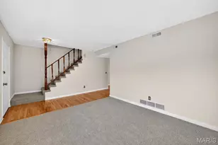 2562 Grayland Walk, Unincorporated, MO 63129 - Photo 4