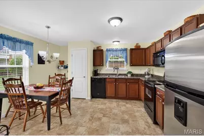1711 Piedmont Circle #101, Saint Charles, MO 63304 - Photo 8