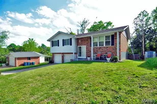 1723 Melody Ln, Arnold, MO 63010 - Photo 4
