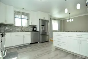 1723 Melody Ln, Arnold, MO 63010 - Photo 14