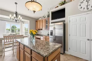 301 Red Wing Ct, Troy, MO 63379 - Photo 6