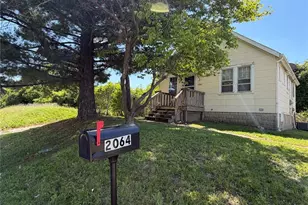 2064 Chambers Rd, Saint Louis, MO 63136 - Photo 2