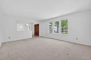 5321 Autumnwinds Dr, Saint Louis, MO 63129 - Photo 8