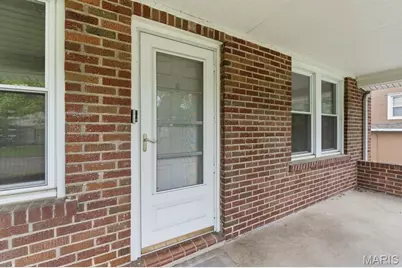 2413 Leslie Avenue, Overland, MO 63114 - Photo 4