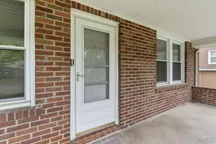 2413 Leslie Ave, Overland, MO 63114 - Photo 4