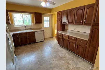 512 Bryan Avenue, Kirkwood, MO 63122 - Photo 10