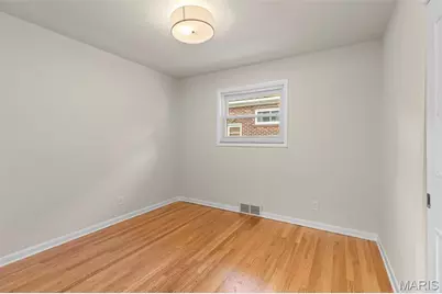 7460 Rupert Avenue, Richmond Heights, MO 63117 - Photo 12