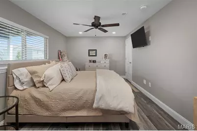 318 Regents Park Avenue, Wentzville, MO 63385 - Photo 30