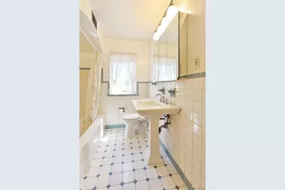4 Girard, Saint Louis, MO 63119 - Photo 14