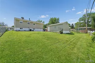 7827 Clymer Dr, Saint Louis, MO 63123 - Photo 20